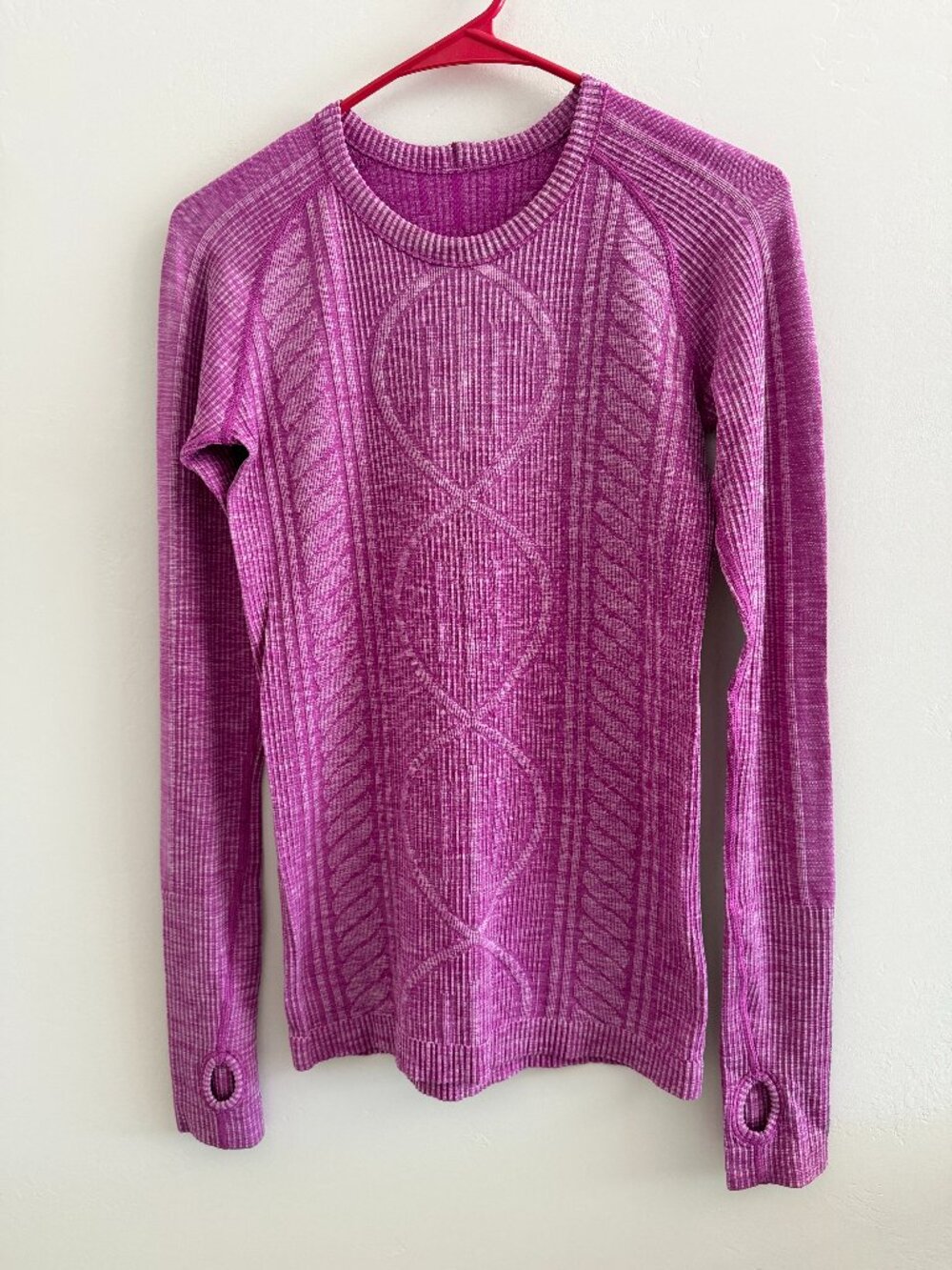 Lululemon Top Womens M Magenta Long Sleeve Crew Neck Compression Base Layer